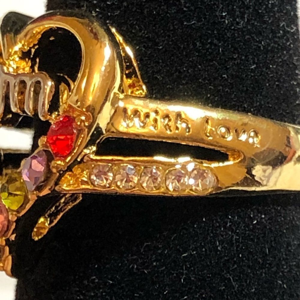 “Mom” ring - Picture 4 of 5